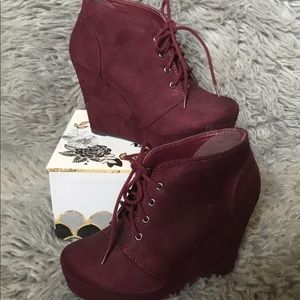 𝐖𝐄𝐃𝐆𝐄𝐒